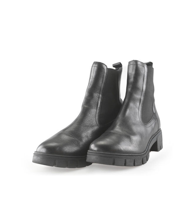 Nelson Chelsea boots