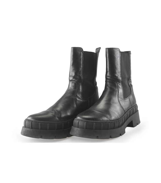 Nelson Chelsea boots