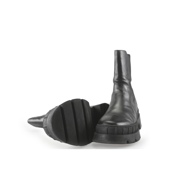 Nelson Chelsea boots