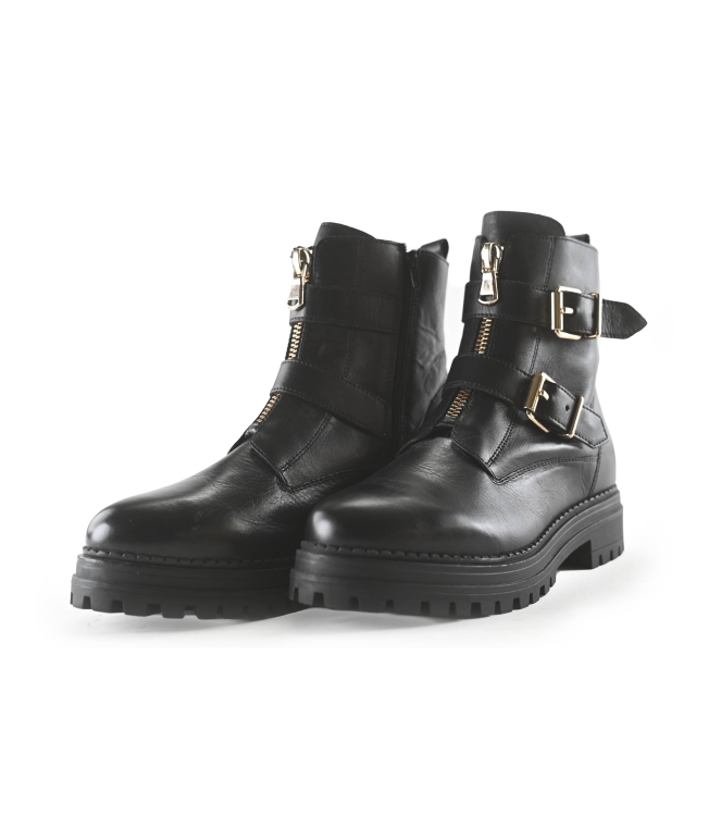 Omoda Boots