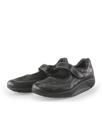 Easy Street Ballerina's