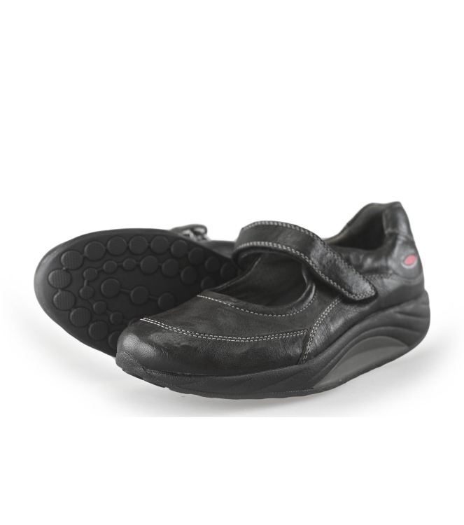 Easy Street Ballerina's