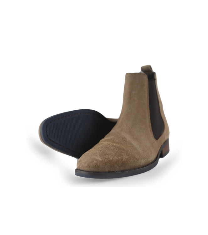 Recall Chelsea boots