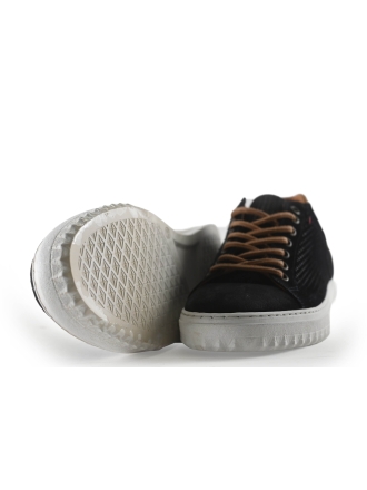 Manfield Sneakers