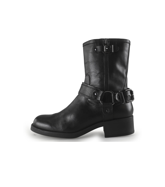 Omoda Boots