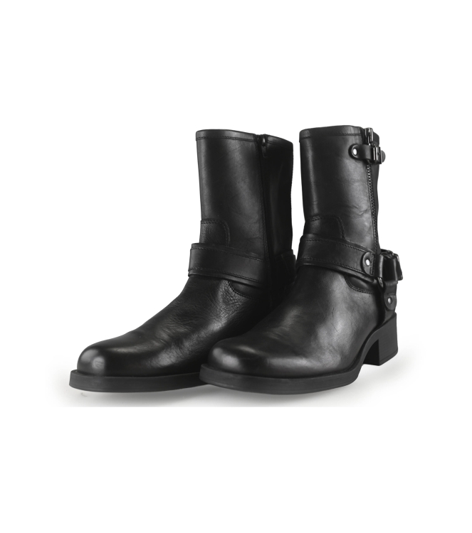 Omoda Boots