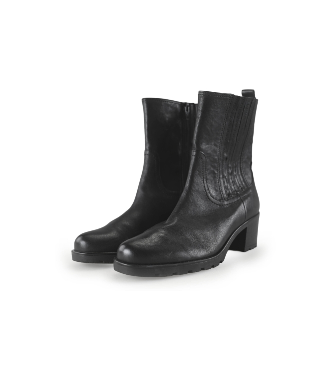 Gabor Chelsea boots