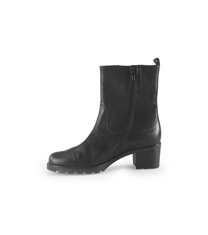 Gabor Chelsea boots