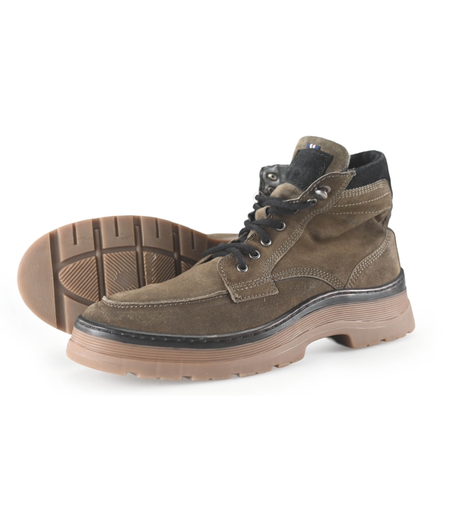 Outfielder Veterboots