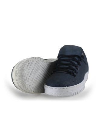 Manfield Sneakers