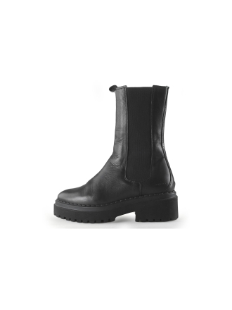 Tamaris Chelsea boots