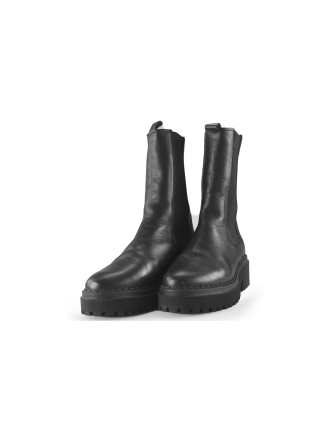 Tamaris Chelsea boots