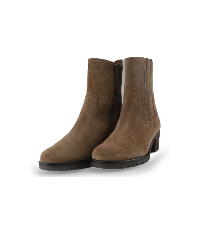 Gabor Chelsea boots